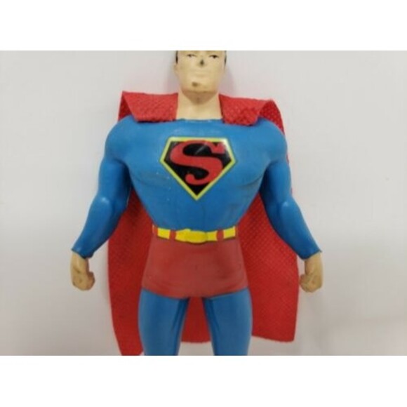 DC Comics Bendem Superman Posable Bendable Action Figure - Picture 3 of 11